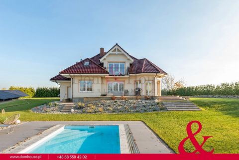 A representative detached house with a swimming pool located in the beautiful, picturesque, Kashubian town of Wilanów, about 30 km from Gdańsk. The house has been designed with the convenience and comfort of residents in mind, with the use of modern ...