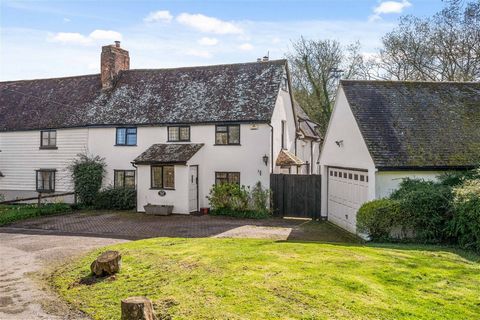 Country living at its best! A beautiful five bedroom country house in wonderful gardens approaching an acre and fantastic views over the adjoining countryside. Haldons is a fine family home which simply oozes character. With 17th century origins and ...