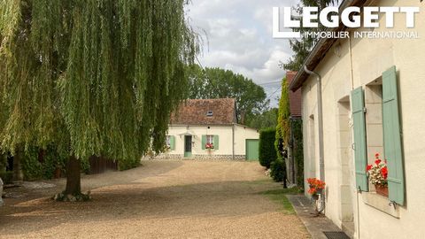 A19582DBR49 - Situated on the edge of the village of Linières Bouton this lovely property is in a small hamlet with views over open fields and woodland. Saumur and Bauge are less than 30 minutes distant and this really is in an ideal position to enjo...