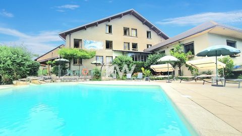 We present to you a charming hotel restaurant built more than a century ago and located in a village located 25 minutes from Ambérieu-en-Bugey and one hour from Lyon. Whether you are an experienced buyer or a beginner, become the proud owners of this...