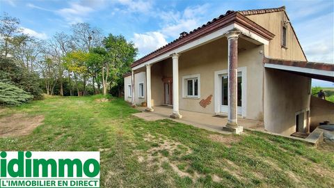 In Cintegabelle, in a quiet environment, on a plot of 7600 m2 with an incredible view of the Pyrenees, the IDIMMO Agency offers you this property available immediately. With a living area of 165 m2, this villa is composed as follows: A bright living ...