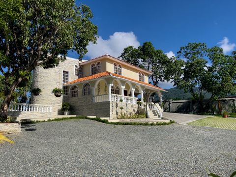 Spectacular Villa between the Isabela and Sabana Mina rivers. Located in Colinas de Minas Project, Villa Altagracia, Dominican Republic. Amenities : Fully furnished. Swimming pool. Hot cooking. Cold kitchen. BBQ area with Chinese box. Unroofed and ro...