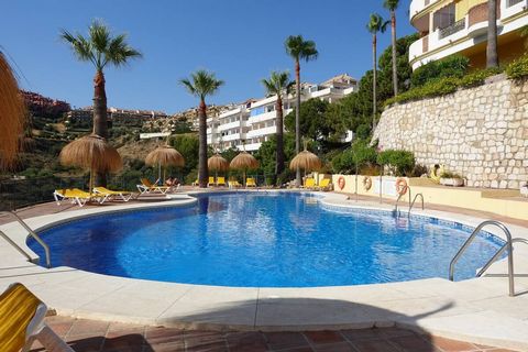 Wohnung zu verkaufen in , Mijas Costa mit 2 Schlafzimmern, 2 Bädern und mit Ausrichtung nach Süden/Westen, mit Gemeinschaftspool und Gemeinschaftsgarten. In Bezug auf die Grundstücksabmessungen hat es 87 m2 bebaute Fläche und 22 m2 Terrasse. Verfügt ...