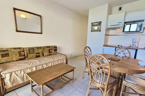 This charming T3 apartment is located on the ground floor of the Alizea Beach residence, offering a comfortable stay for up to 6 people. The accommodation includes a living room with a sofa bed, a bedroom with a double bed, and a second bedroom with ...