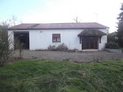 Maizières les Brienne, in het hart van het coulisselandschap van de Champagne met zijn rivieren, bossen, weiden en dicht bij de meren van de Champagne, gelijkvloers huis bestaande uit een woonkamer, ingerichte keuken, 2 slaapkamers, badkamer, toilet,...