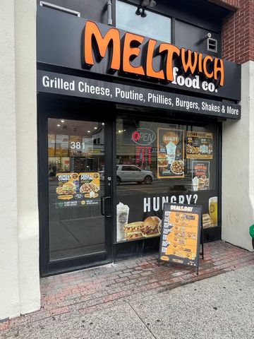 Business Opportunity in Downtown Ottawa Price to SELL !!! Don't miss this rare chance to own a thriving Meltwich restaurant (franchise) in the heart of Ottawa's bustling ByWard Market! Steps from Ottawa University and surrounded by student residences...