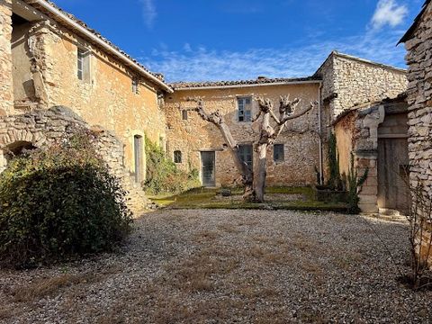 A farmhouse to restore for sale in the Luberon Authentic materials, a Provençal mas dating from 1798, a residence of character, a peaceful place where the future owner can come to recharge his batteries. What matters is the true value of things, what...