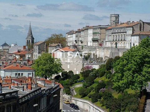 Plateau de 320 m² à restaurer et terrasse panoramique de 90 m² env