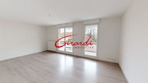 GUEBWILLER - APPARTEMENT 3 PIÈCES DE 70 M2 RÉNOVÉ AVEC BALCON CAVE - PARKING 1 ER ÉTAGE UNIQUEMENT CHEZ GIRARDI IMMOBILIER A découvrir ce très bel appartement rénové situé en impasse. Il se compose d'une entrée avec un placard mural, une cuisine équi...