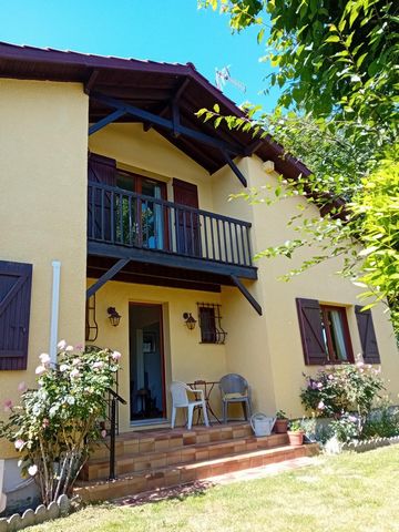 Charmante Landaise avec studio indépendant- Pessac Alouette - tram B - accès rocade - proche aéroport
