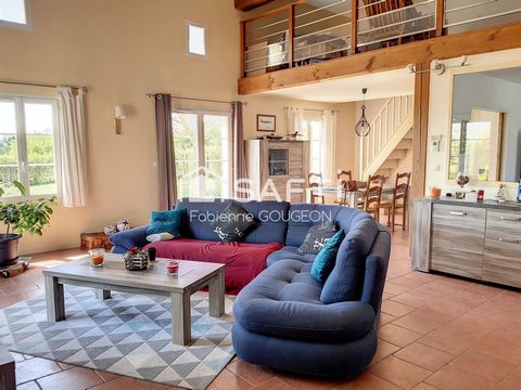 A louer maison familiale de 152 m² , 4 chambres , mezzanine, garage , 1 042 m² de terrain