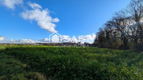 Terrain constructible de 1700m², commune calme