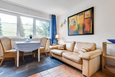 Perfect to take a break from every day life, this is a 1-bedroom apartment in an idyllic setting in Bruchhausen. Ideal for a couple, the stay has a shared garden with a pond to enjoy a steaming cup of coffee in the evenings. The holiday home is 100 m...