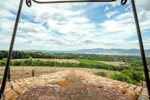 This cottage with a tower is located in Graffignano, Rome on the top of a hill. It is surrounded by a beautiful organic farm with a 360-degree view of the Monte Soratte, Monte Cimino, the lake of Alviano and Castiglione. Having 1 bedroom and a WiFi, ...