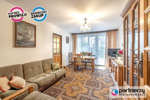 The house is ideal for a large multi-generational family, which values a convenient location with peace and quiet! Possibility to create 3 separate apartments! An ideal place to live or invest! LOCATION: The house is located in Nowy Dwór Gdański in a...