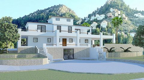 ® Beautiful Villa With A Lot Of Privacy In A Unique Location In Pedreguer Alicante Large, very private and quiet villa, located in Pedreguer with a flat plot of more than 10,000m2. With beautiful views to nature reserves and the sea. The house consis...