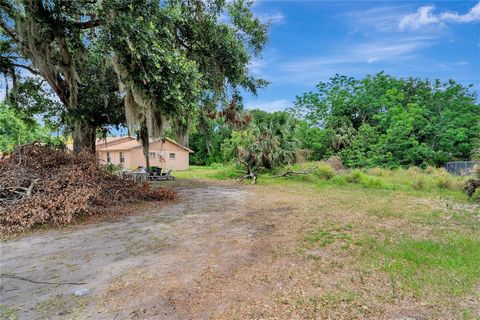 Welcome to Mims, Florida!! Here on this vacant lot, you can build the perfect sized home. This lot is tucked back, yet close enough to everything in town; including 10 minutes from the Atlantic Ocean. With almost a quarter acre, the land gives you sp...