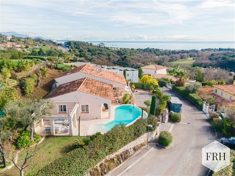 Summary Located in Villeneuve-loubet, in a gated community, close to Parc de Vaugrenier with an exceptional sea view. Superb, renovated 238 m2 family villa on 3 levels. The property is situated on a 812 m2 plot featuring a heated swimming pool and te...