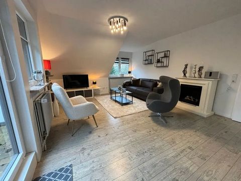 ASENDORF | 30 minutes to HAMBURG This elegant and light-flooded 2.5-room flat is located on the 1st floor. The bright, open-plan living room forms the centre of the flat. The balcony in front invites you to enjoy living in the countryside with a grea...