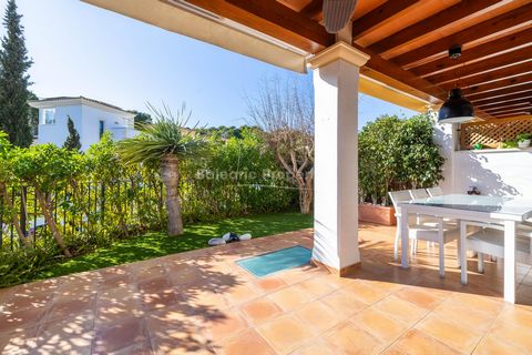 Turnkey town house with private terrace, community pools and gardens in Andratx This beautiful town house is located directly at the famous golf course 