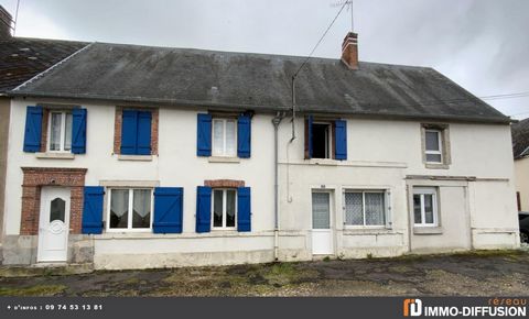 Mandate N°FRP130434 : Ideal building investor comprising 4 apartments (studio type - 2 F2 and 1 F3). But still potential on this building still benefiting from a convertible attic (2 apartments still possible) + barn between Châteaudun and Orléans.