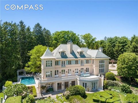 Be transported to Europe, without leaving the country! Experience breathtaking water views from this extraordinary estate nestled on 2.29 acres in South Wilton. Embracing European elegance, this coveted Nod Hill residence exudes luxury & meticulous c...