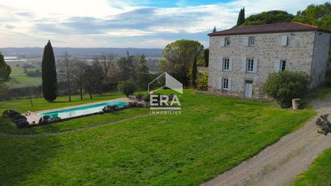 In a dominant position, this exceptional property with a strong character, embodies timeless charm and authenticity. A unique opportunity to live to the rhythm of nature in a prestigious atmosphere. 16 hectares of land, mostly meadows, embellished wi...
