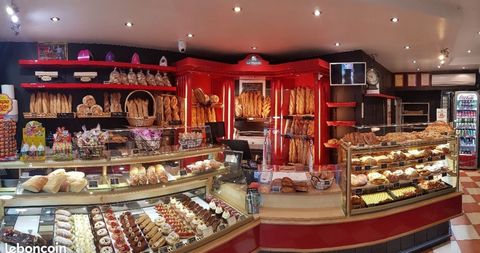 Boulangerie Pâtisserie Chocolaterie avec terrasse située sur la place principale de Frontignan, ce qui lui offre une visibilité et un emplacement idéal. Très belle affaire avec un énorme potentiel à continuer de développer. Aucun travaux à prévoir. L...