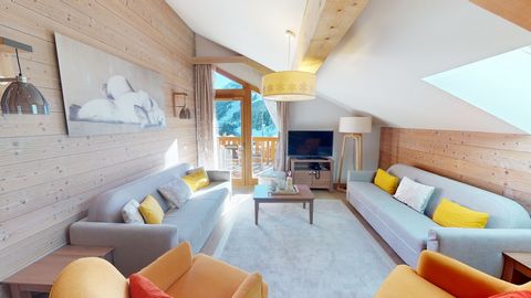 At the very heart of Meribel, in a recent residence with spa and services, come to visit this rare 3-bedroom apartment of 92,37 m2 located on the top floor! This apartment is sold with a commercial lease. The entrance and corridor give way to 2 bedro...