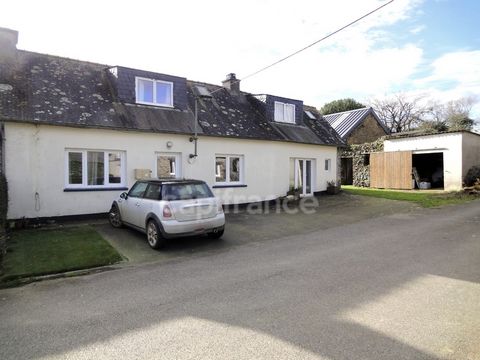 Dpt Finistère (29), à vendre CLEDEN POHER maison P4