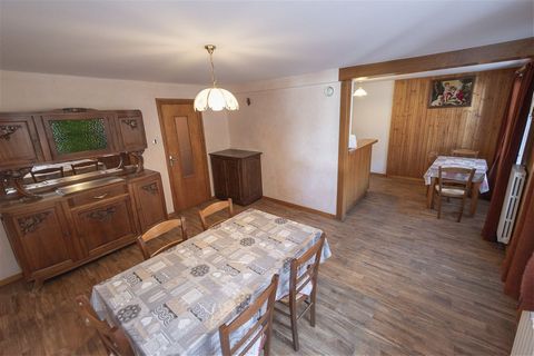 This is a spacious village house located in Villemartin, which is a traditional mountain village close to Bozel. It has good access to skiing in the 3 Valleys, via the ski bus to Courchevel from Bozel, and Paradiski via Champagny en Vanoise, just a f...