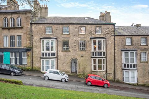Originally a lodgings house, to accommodate the entourage of visiting aristocracy to The Crescent, this splendid Grade II listed home offers a spacious interior, high ceilings, and period features, providing another glimpse into Buxton's rich history...