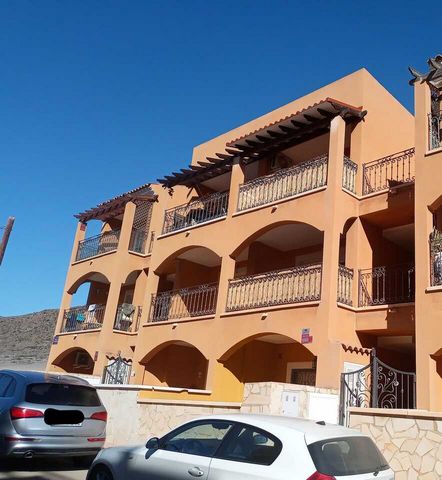 We are delighted to offer for sale this immaculate 2 bedroom, 2 shower room apartment situated on the second floor, located in the charming Spanish fishing village of Villaricos.Â Villaricos is totally unspoilt by tourism and is host to two small mar...
