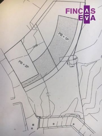 We present an 896m2 plot in the center of Altafulla available for building. There is the possibility of building up to 10 apartments of 90m2. . It is located in a privileged area of Altafulla Centro with all kinds of services: Schools, supermarkets, ...
