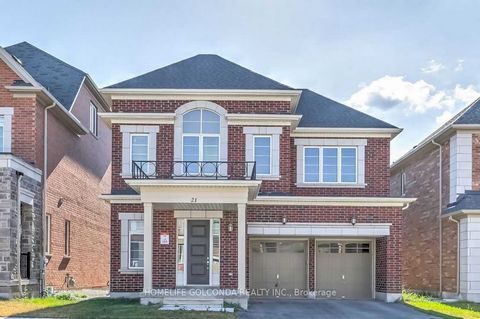 Exquisite Home Crafted by Award-Winning Observatory Group. Situated on a Spacious 45 Feet Premium Lot, this Model Fisher Elev 'B' boasts 3827 Sq. Ft. above ground, with an Additional Finished Basement spanning 1171 Sq. Ft., totaling an impressive 499...