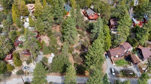 Fantastic property in the Idyllwild with unobstructed views and close proximity to town. The availability of electricity close to the street adds convenience for potential development or construction. Scenic Views with picturesque location. Convenien...