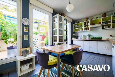 Casavo vous propose à la vente cet appartement de 100 m² localisé Rue de la Colonie, Paris. Ce bien se situe dans un immeuble de 2002 proche de la place Hénocque, au cœur d'un quartier calme, proche des transports et commerces. L'appartement est en d...