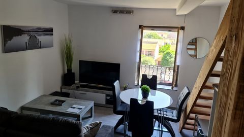 In a beautiful T3+T1 building offering 3 bedrooms, the T3 offers a beautiful living room of 17.5m2, a large bedroom, a fully equipped kitchen (including LV+ ML) another beautiful duplex bedroom, separate shower room and XC, the studio also offers a b...