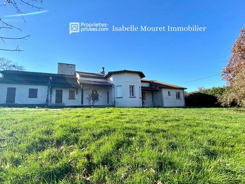 NORTH TOULOUSAIN - BESSIERES - VERY RARE IN THE SECTOR for its potential for multiple projects. Large agricultural property of 350m2 - Outbuildings 128m2 - Double garage - Horse box - Swimming pool - Wooded park of 16,560 m2. 5 km from the A68 motorw...