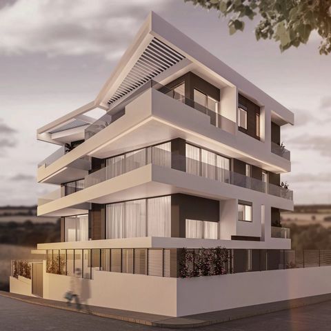 Maisonette-Wohnung zum Verkauf in Voula, einer der am besten gelegenen Immobilien an der Athener Riviera, mit Blick auf die Berge und das Meer. Das Anwesen befindet sich auf einem Grundstück von 600 m² und bietet eine Kombination aus Qualität und Lux...