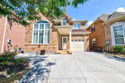 Great Location! Bright And Spacious 4Br Detached Home At Very Quiet & Family FriendlyNeighbourhood,9