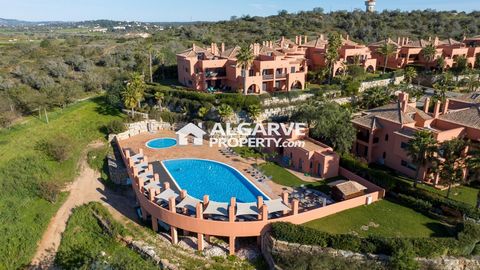 Located in Alcantarilha. Excellent two bedroom apartment with modern and contemporary finishes. Inserted in a luxury complex with swimming pools, reception, golf clubhouse, football field, tennis courts, children club, children playground area, gym a...