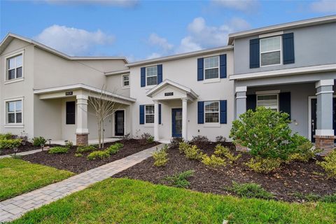 WHY wait to build? THIS is move-in ready! Beautiful and well-kept two story townhome in Lake Nona in the serene community of Storey Park. Enter into the home through a beautiful Glass front door. Open-concept first floor features a spacious kitchen o...