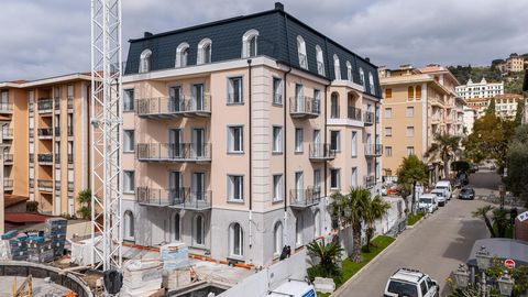 La « Residenza Savoy » est la première copropriété « CasaClima » en Ligurie, avec de belles finitions. Les points forts d’un bâtiment « KlimaHaus » sont la qualité certifiée, pour protéger le climat et le confort de vie élevé qui garantissent des con...