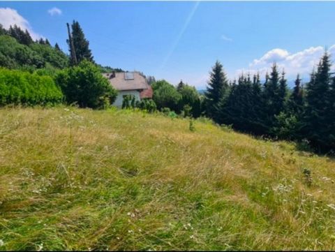 Sind Sie auf der Suche nach dem perfekten Grundstück für Ihr Traumhaus? Lassen Sie sich von diesem idyllischen Grundstück in ruhiger Lage nahe Velden am Wörthersee begeistern mit herrlichem Blick ins Grüne! Die sanfte Hanglage in Richtung Süden garan...