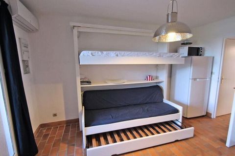 Appartement 2 pièces de 25m² - Résidence Les Boucanniers Rez-de-chaussée - 4 personnes maximum Charmant 2 pièces climatisé et bien équipé à deux pas des plages de la Nartelle. Idéal pour des vacances en famille en bord de mer. Hébergement classé 2* p...