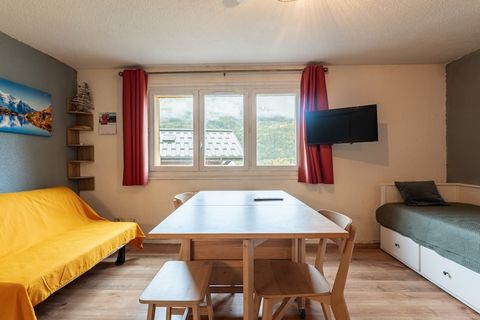 Diese studio in Morillon mit hat eine Kapazität für 4 personen. Unterkunft Unterkunft hat 24 m² befindet sichgemütlich und sonnige, mit Blick auf die Berge. Die Unterkunft befindet sich 50 m von der Stadt (Stadtzentrum), 500 m von der Skipiste und it...