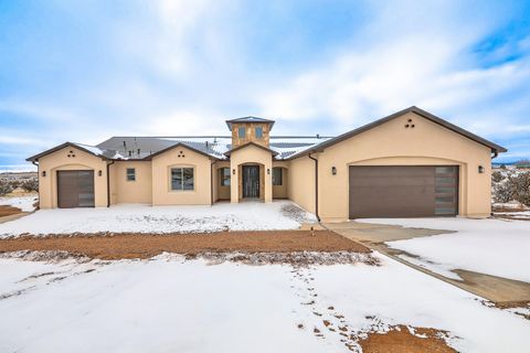 Enjoy this Custom Home 4 Br, 3 Ba, 3 CG. all on 1 Acre. in Edgewood'. Enjoy fresh air and open spaces. Community water, underground electric and natural gas. boasts open living floor plan perfect for modern living. You will fall in love with the spac...