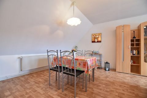 This 1-bedroom apartment near Castle Bothmer is located in a residential area in Klütz. It can host a family of 2 or a couple and has a terrace and barbecue to relax. The landscape is marvelous with beautiful avenues, rapeseed, and cereal fields. The...