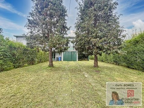 Votre conseillère en immobilier CARLA GOMES,, vous propose cette maison située sur la commune de ROSNY-SOUS-BOIS, au calme d'une voie privée. Cette maison au fort potentiel aménagement se compose au rez-de- jardin d'un accès au garage, une entrée pal...